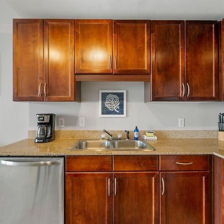 Ocean View 10Th Floor Condo At The Laketown Wharf 1004 Panama City Beach Eksteriør bilde