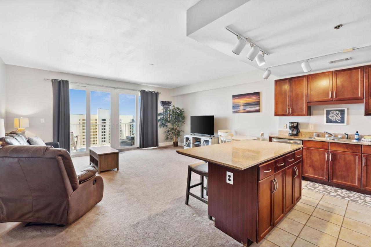Ocean View 10Th Floor Condo At The Laketown Wharf 1004 Panama City Beach Eksteriør bilde
